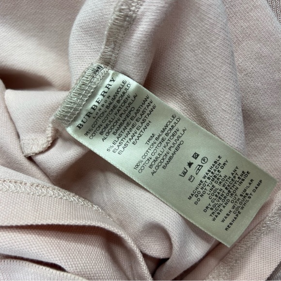 Burberry pink ruffle collar button up tshirt baby pink ! Stunning Burberry - Picture 12 of 12